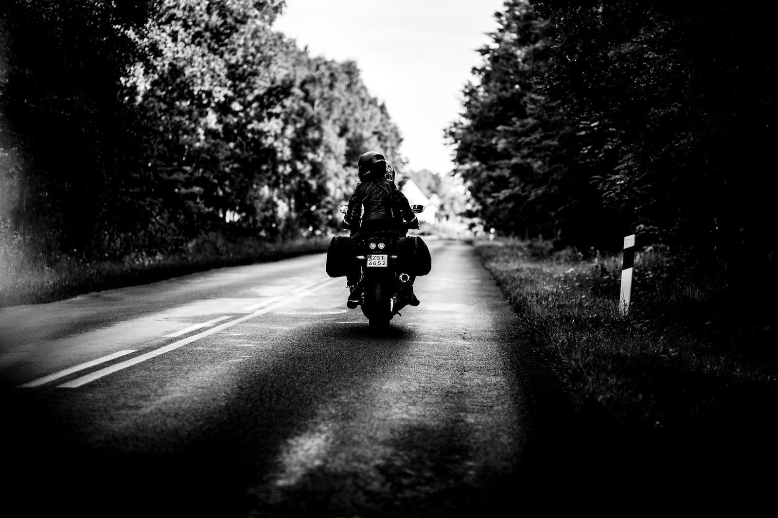 Sesja narzeczeńska z motocyklem Fotograf Szczecin